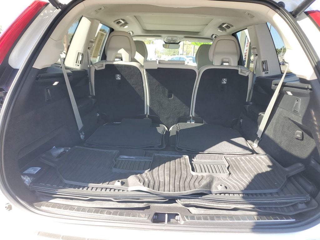 2024 Volvo XC90 Core Bright Theme