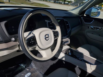 2024 Volvo XC90 Core Bright Theme