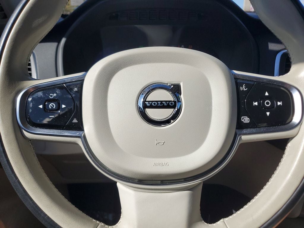 2024 Volvo XC90 Core Bright Theme