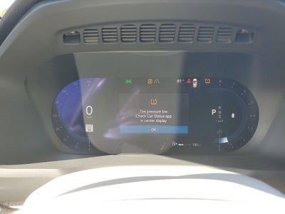 2024 Volvo XC90 Core Bright Theme