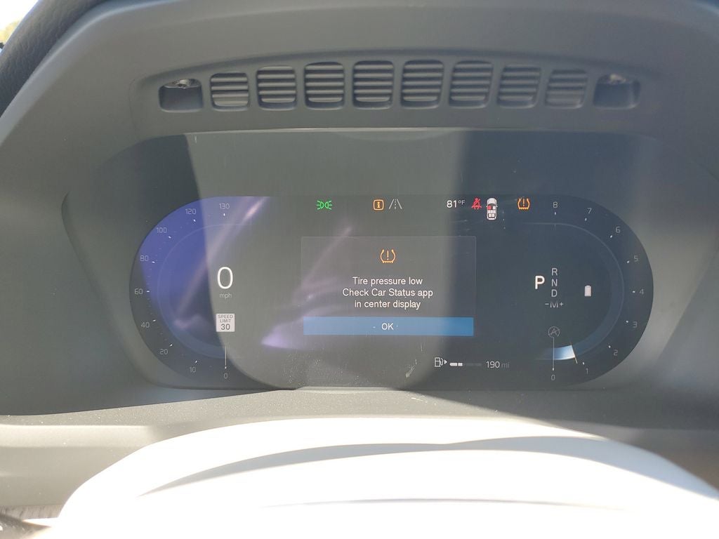 2024 Volvo XC90 Core Bright Theme