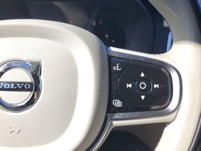 2024 Volvo XC90 Core Bright Theme