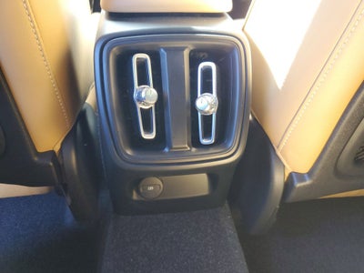 2022 Volvo XC40 Inscription