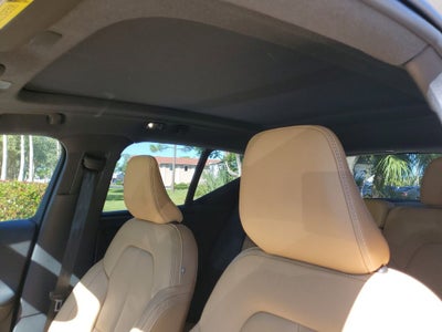 2022 Volvo XC40 Inscription