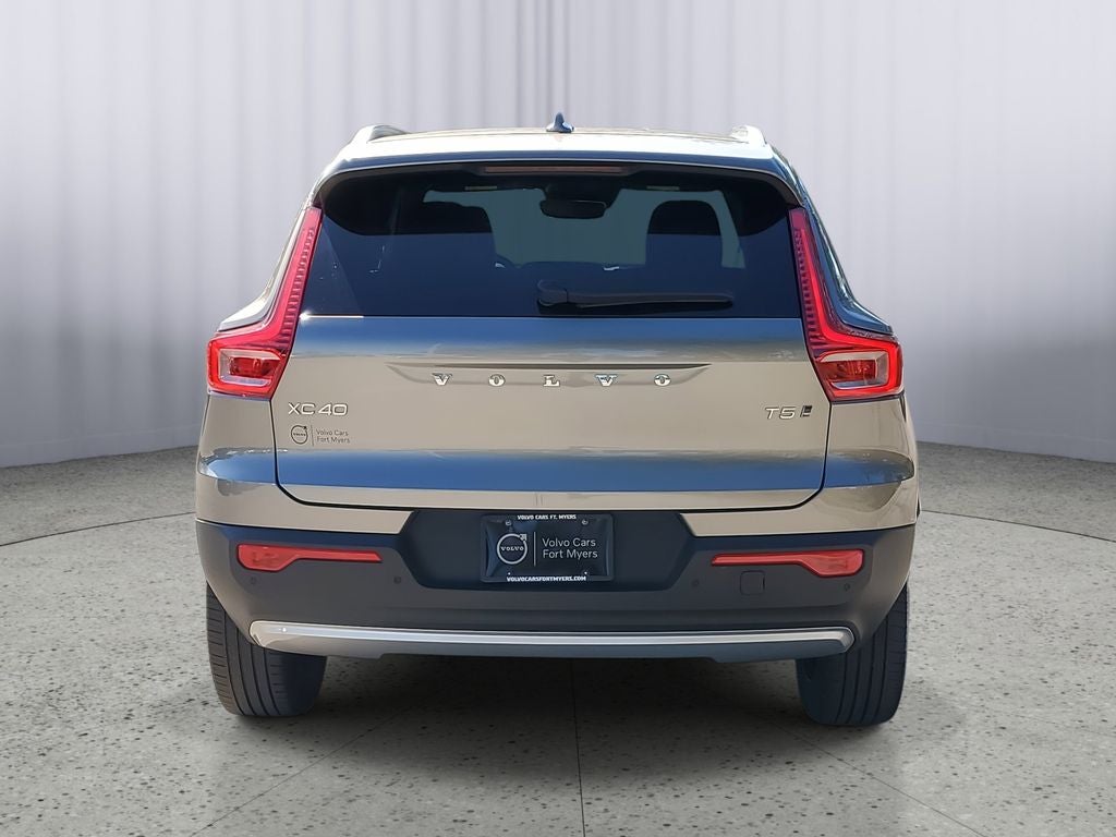 2022 Volvo XC40 Inscription
