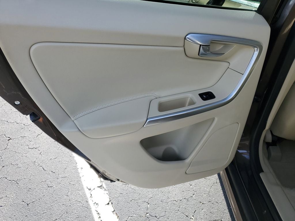 2015 Volvo XC60 T5 Premier