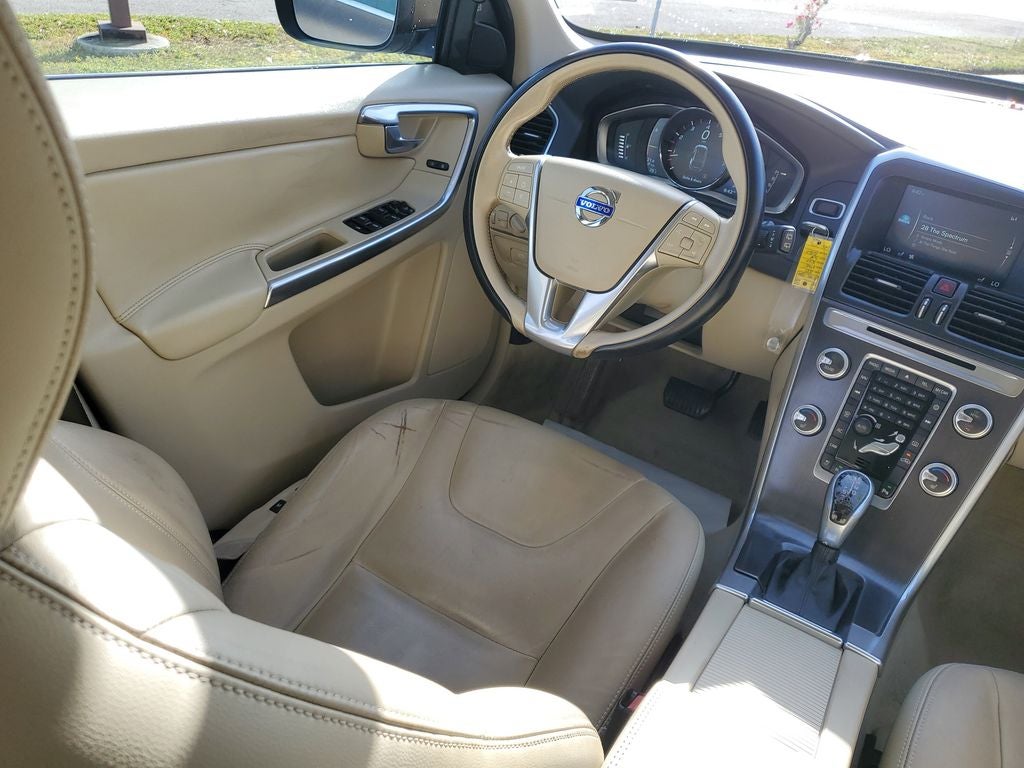 2015 Volvo XC60 T5 Premier