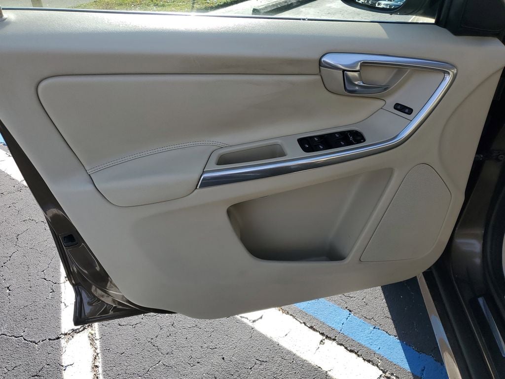 2015 Volvo XC60 T5 Premier