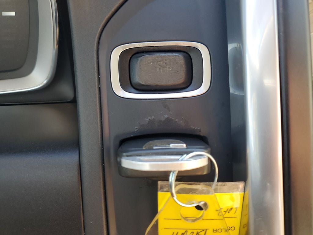 2015 Volvo XC60 T5 Premier