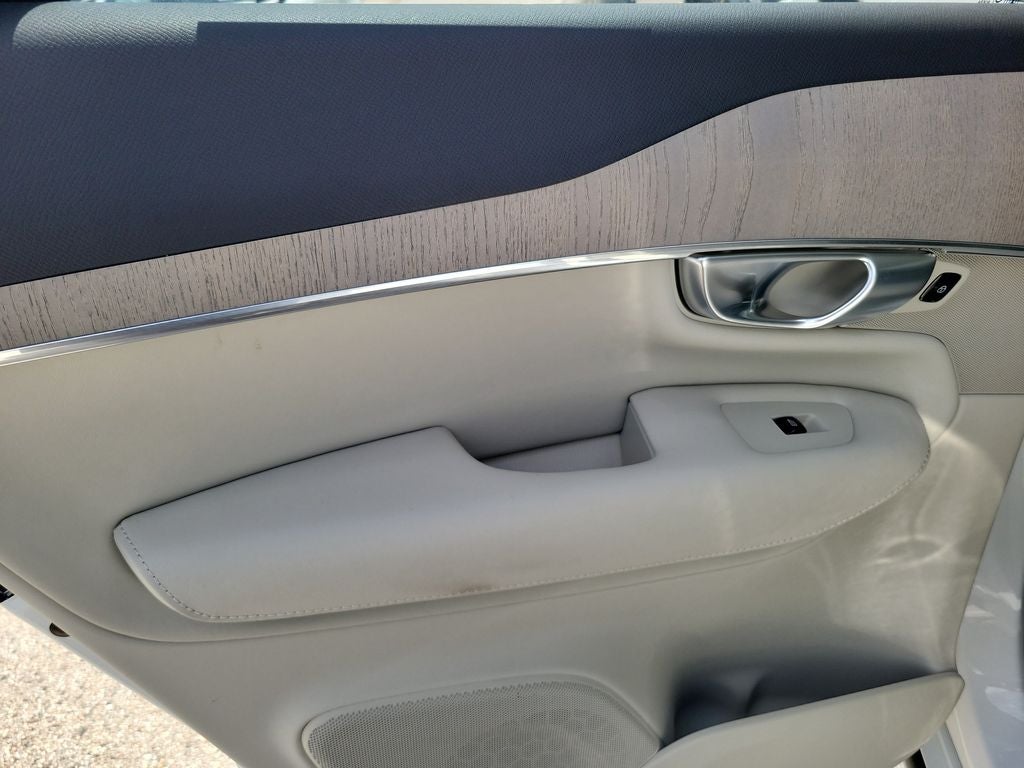 2024 Volvo XC90 Plus