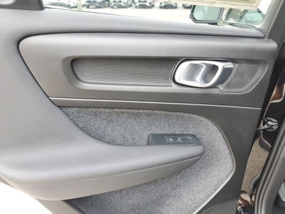 2026 Volvo XC40 Plus