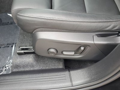 2026 Volvo XC40 Plus