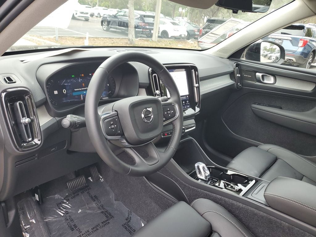 2026 Volvo XC40 Plus