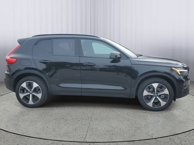 2026 Volvo XC40 Plus