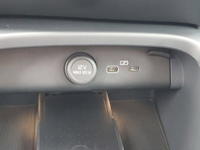 2026 Volvo XC40 Plus