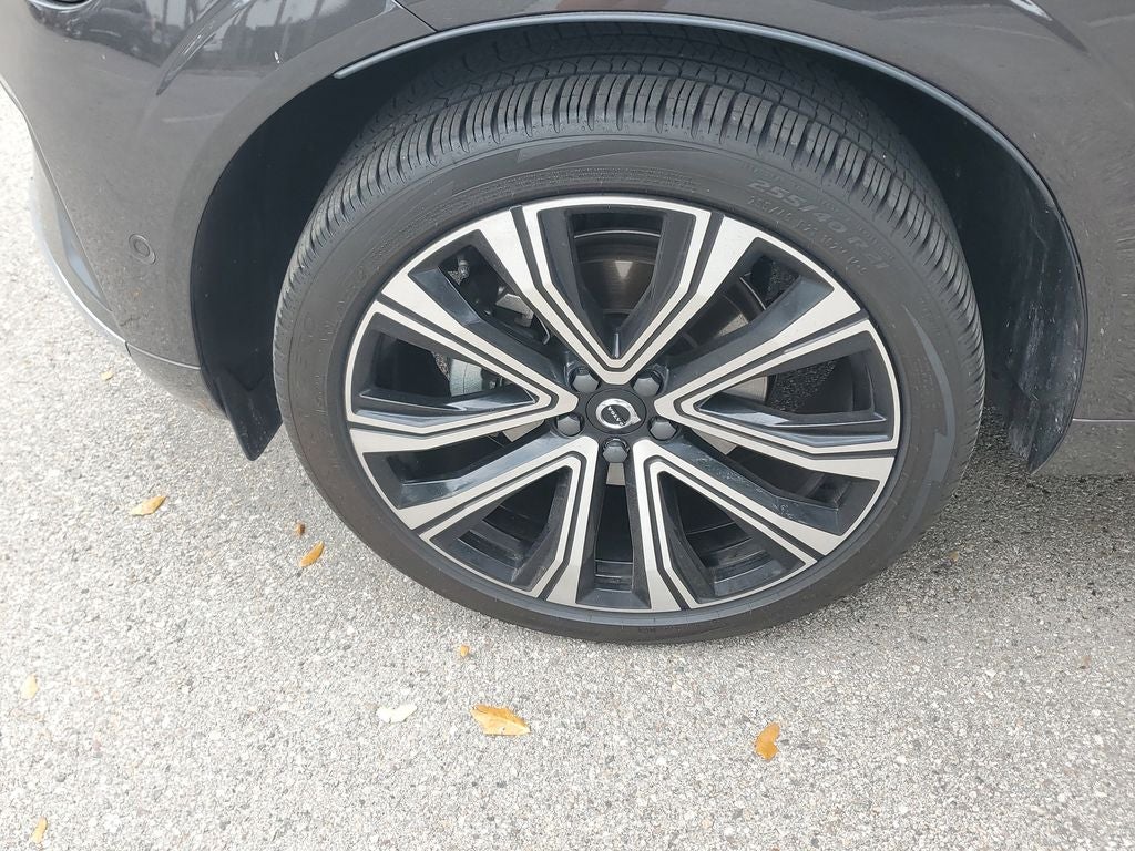 2023 Volvo XC60 Ultimate Bright Theme