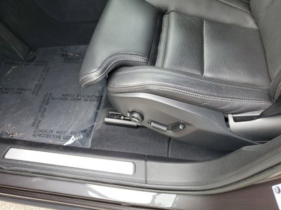 2023 Volvo XC60 Ultimate Bright Theme