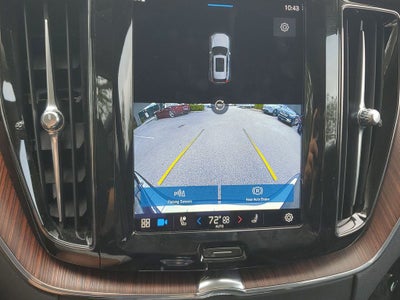 2023 Volvo XC60 Ultimate Bright Theme