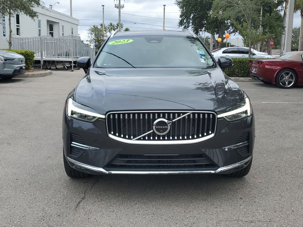 2023 Volvo XC60 Ultimate Bright Theme