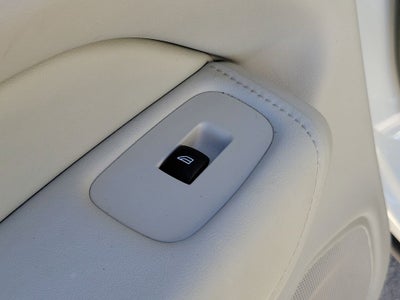 2023 Volvo XC60 Plus Bright Theme