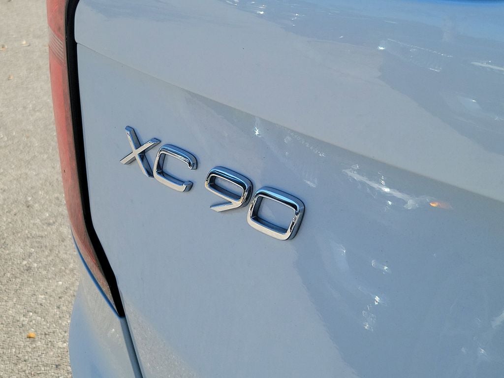 2025 Volvo XC90 Plus