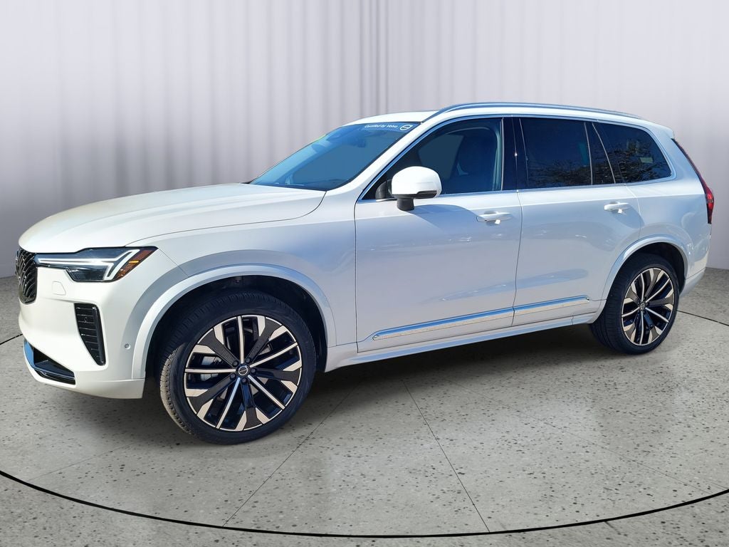 2025 Volvo XC90 Plus