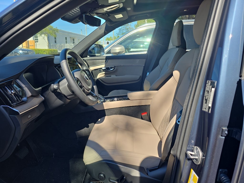 2025 Volvo XC90 Plus 2025.5 Certified