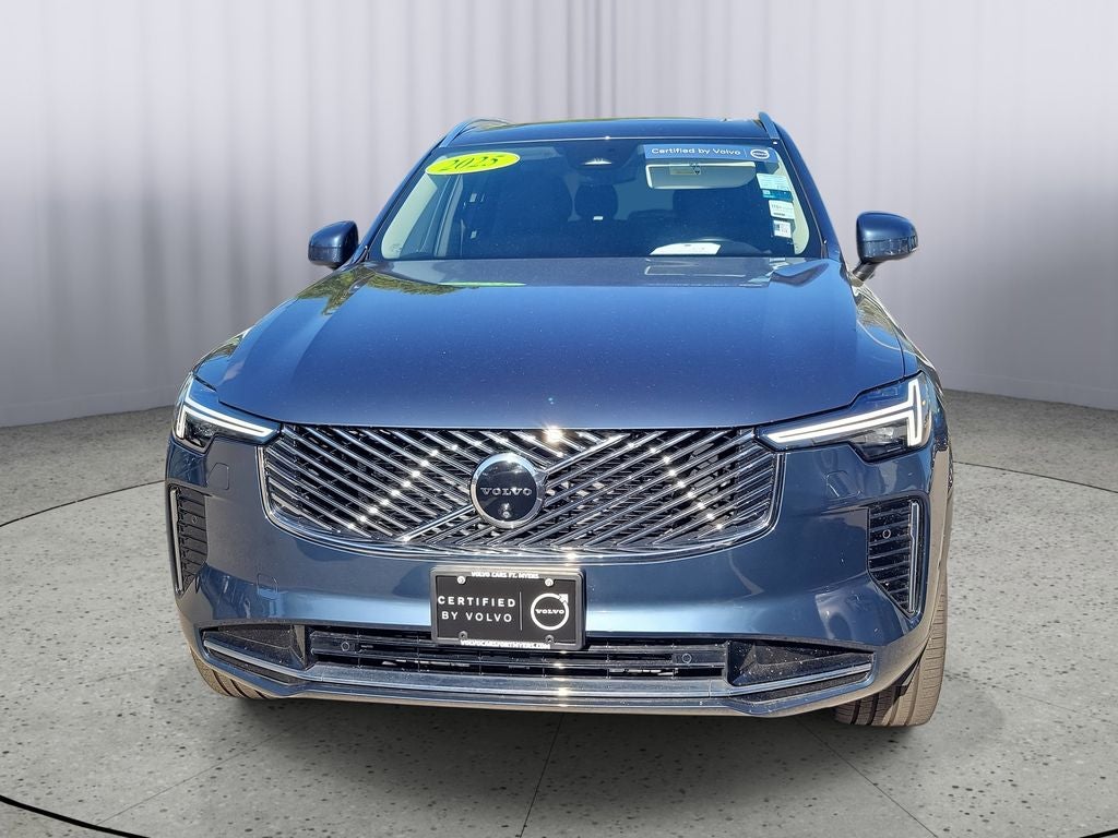2025 Volvo XC90 Plus
