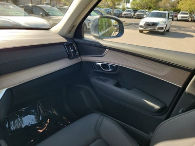 2025 Volvo XC90 Plus