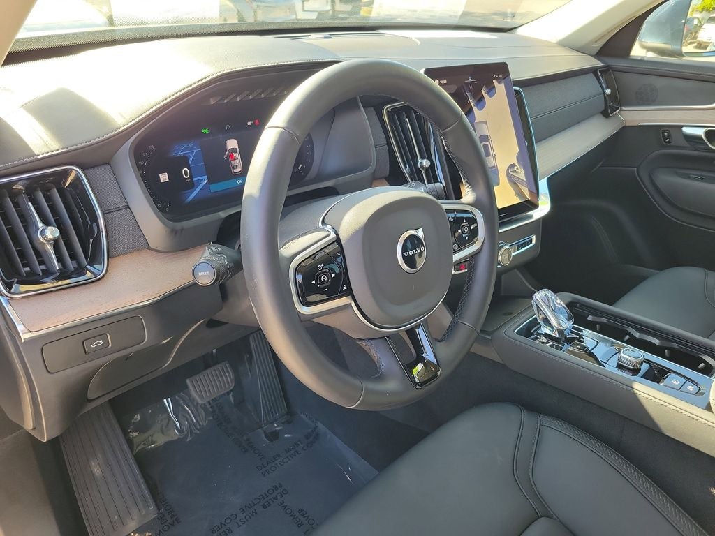 2025 Volvo XC90 Plus