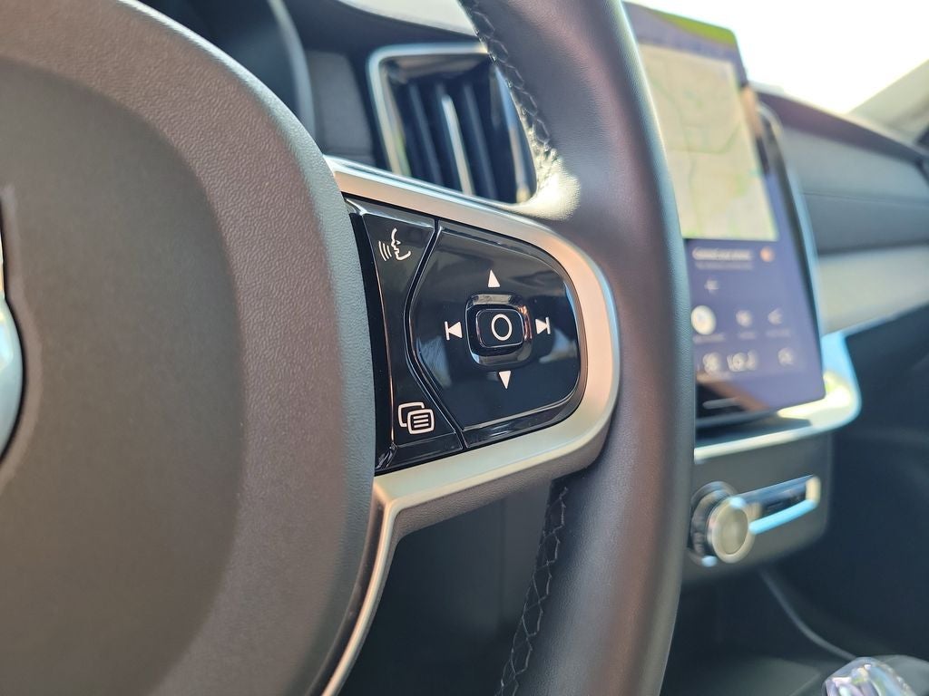 2025 Volvo XC90 Plus